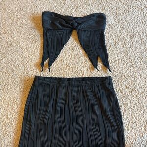 SHEIN Black Pleated Skirt Set